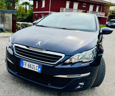 Peugeot 3008 BlueHDi 120 S&S Business usata