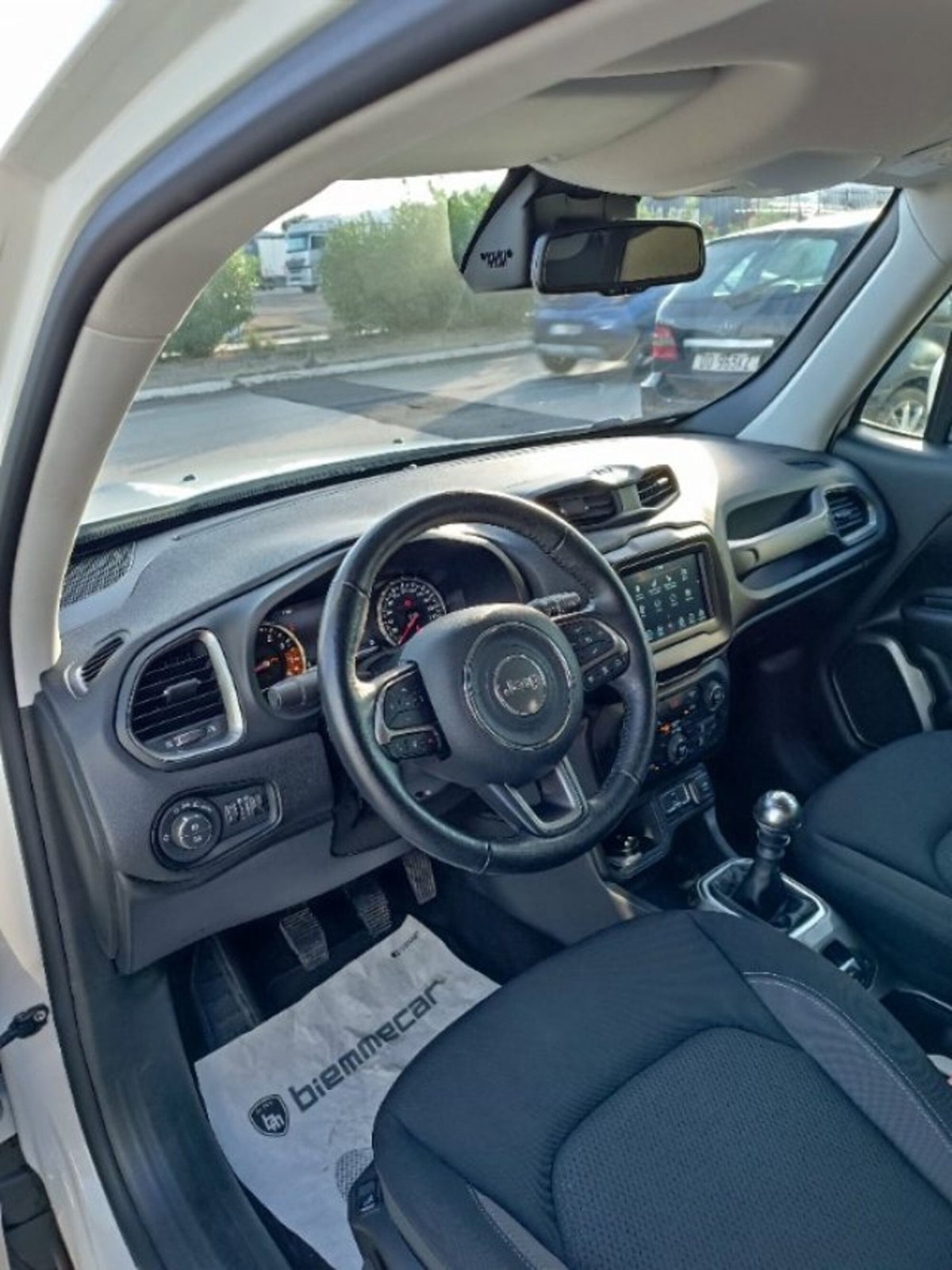 Jeep Renegade 1.0 T3 Limited (15)