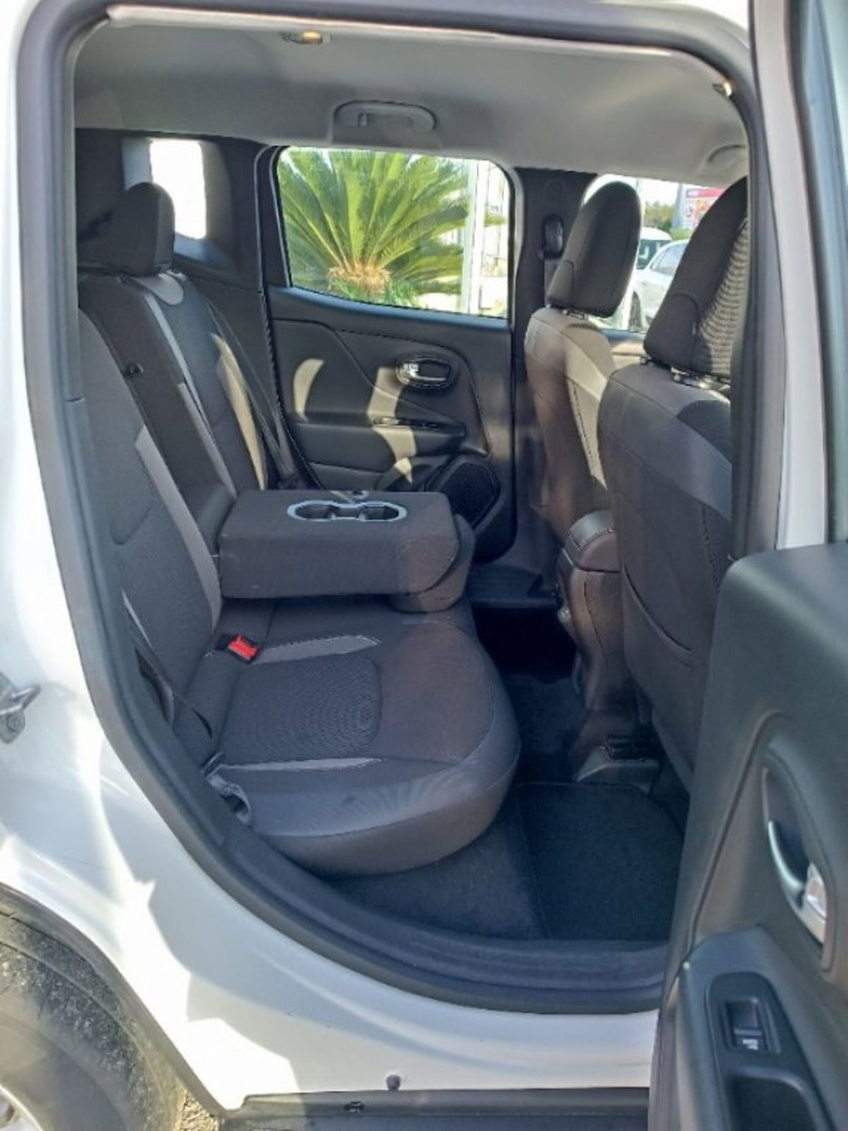 Jeep Renegade 1.0 T3 Limited (18)
