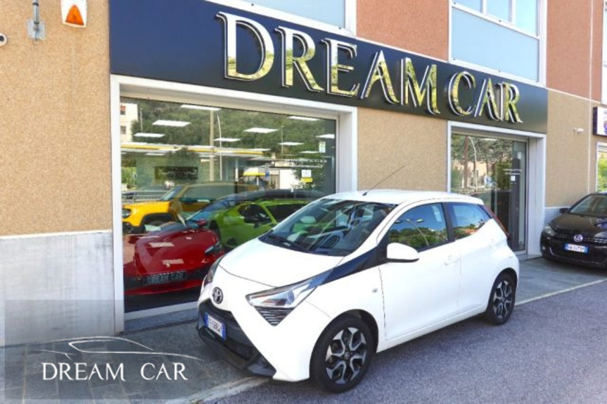 Toyota Aygo 1.0 VVT-i 72 CV 5 porte x-play MMT