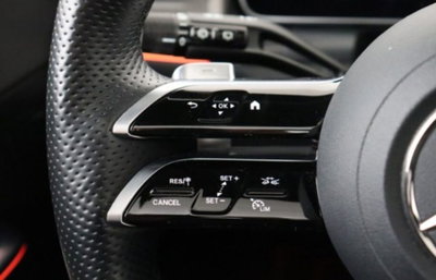 Mercedes-Benz GLC SUV 300 de 4Matic Plug-in hybrid Premium Plus (10)