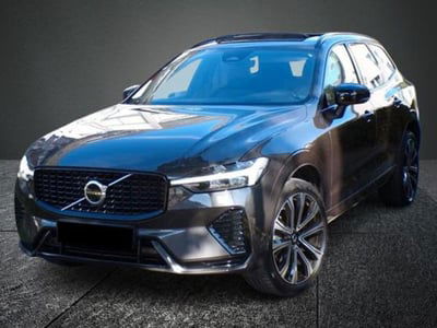 Volvo XC60 B4 (d) AWD automatico Plus Dark usata