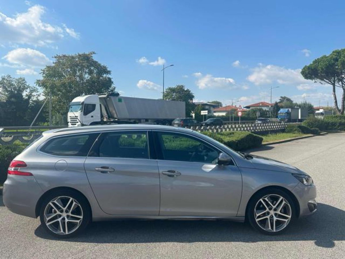 Peugeot 308 SW BlueHDi 150 S&S Business (4)