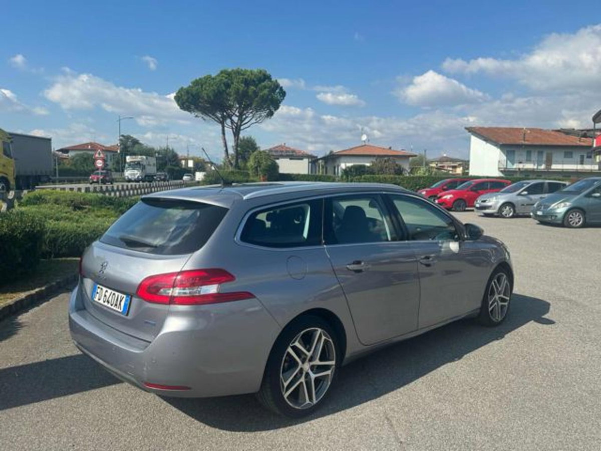Peugeot 308 SW BlueHDi 150 S&S Business (5)