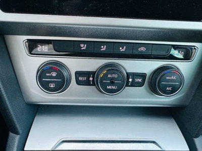 Volkswagen Passat Variant 1.6 TDI Business BlueMotion Technology (13)