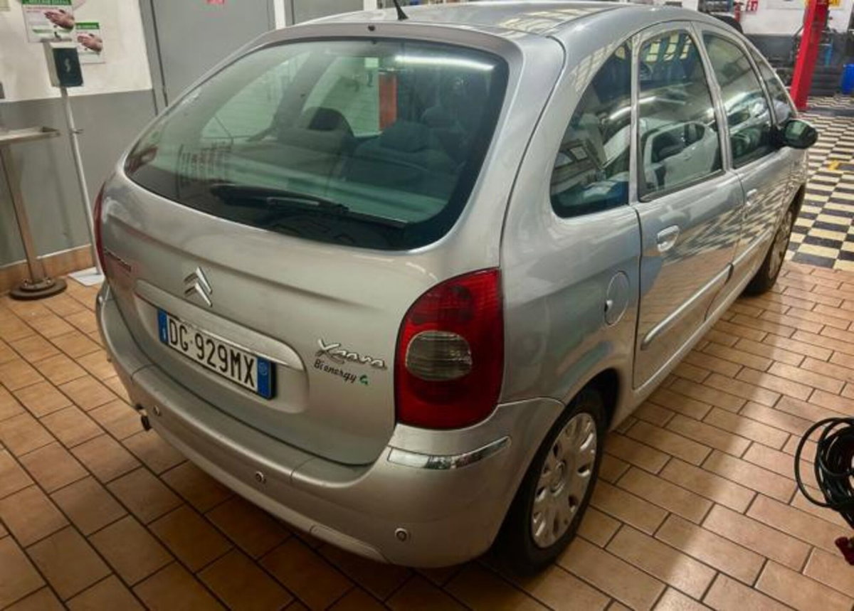 Citroen Xsara Picasso 1.6 16V Elegance Bi Energy G (3)
