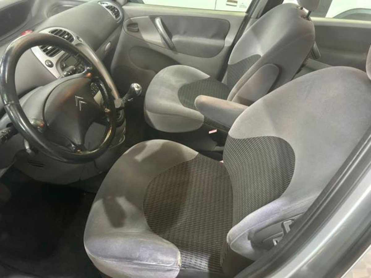 Citroen Xsara Picasso 1.6 16V Elegance Bi Energy G (5)