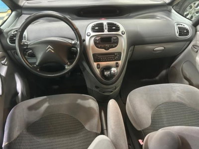 Citroen Xsara Picasso 1.6 16V Elegance Bi Energy G (6)