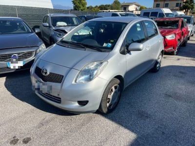 Toyota Yaris 1.0 5 porte