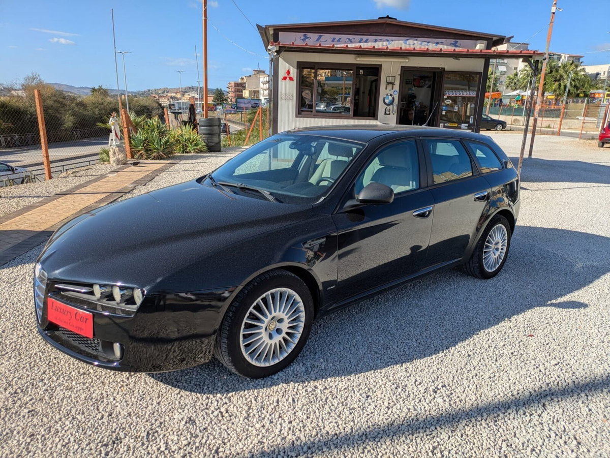 Alfa Romeo 159 SportWagon 1.9 JTDm Sportwagon Eco Progression (2)