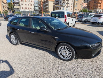 Alfa Romeo 159 SportWagon 1.9 JTDm Sportwagon Eco Progression (4)
