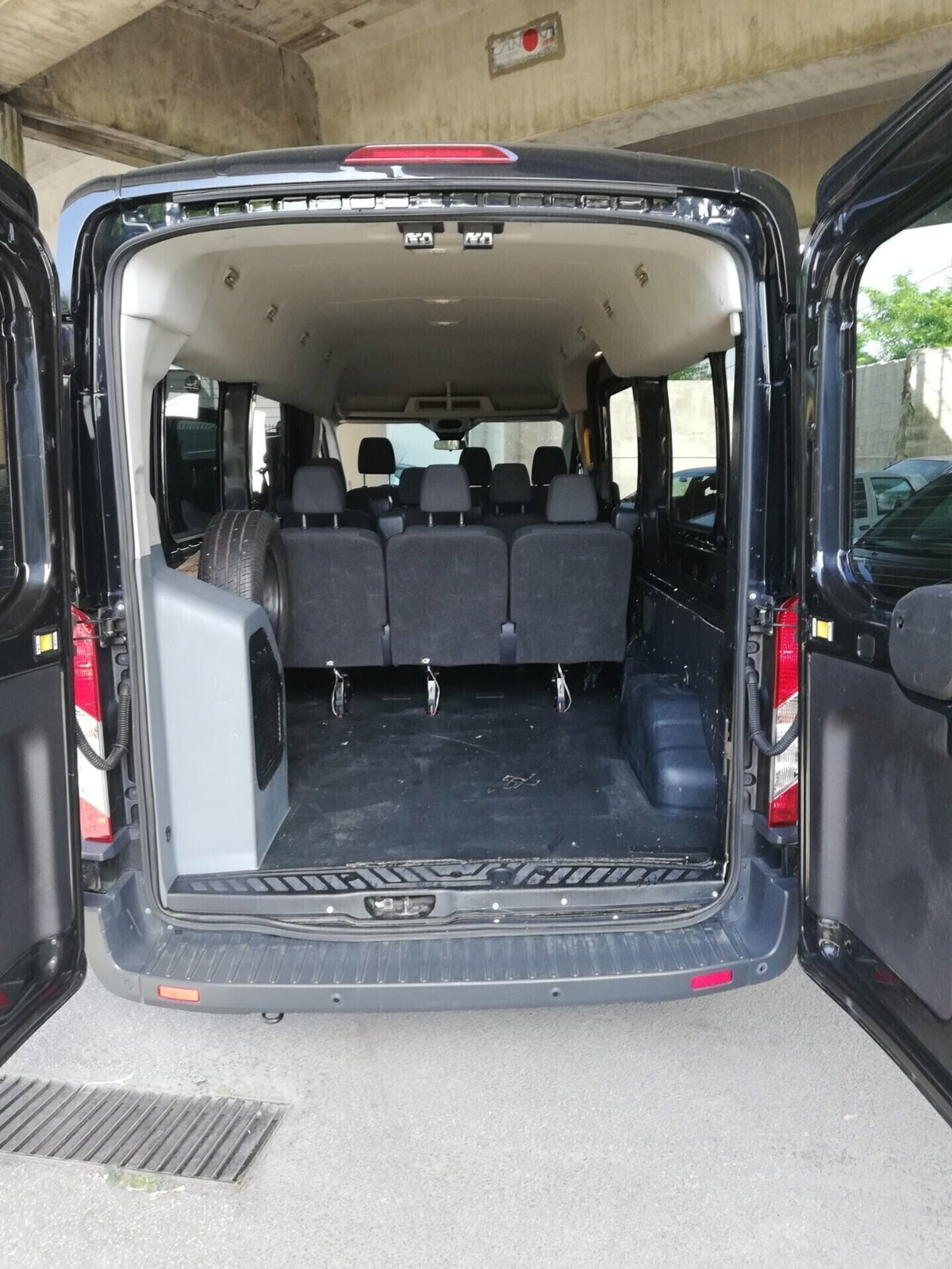 Ford Transit Furgone 350 2.0TDCi EcoBlue 130CV PL-TM Combi Trend N1 (10)