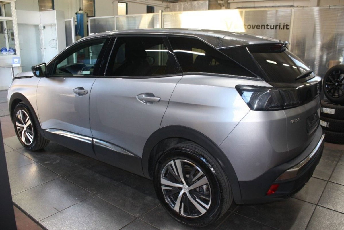 Peugeot 3008 BlueHDi 130 S&S EAT8 Allure Pack (4)