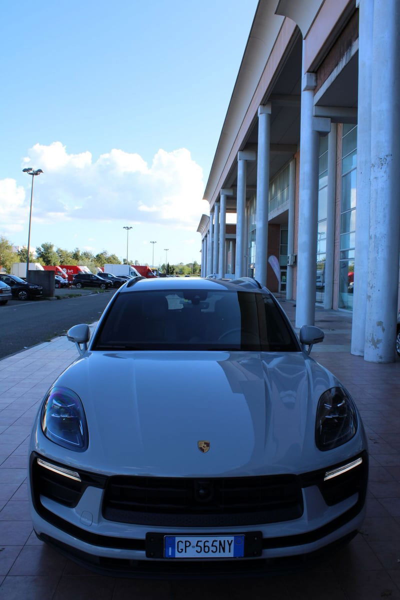 Porsche Macan 2.0 265cv pdk