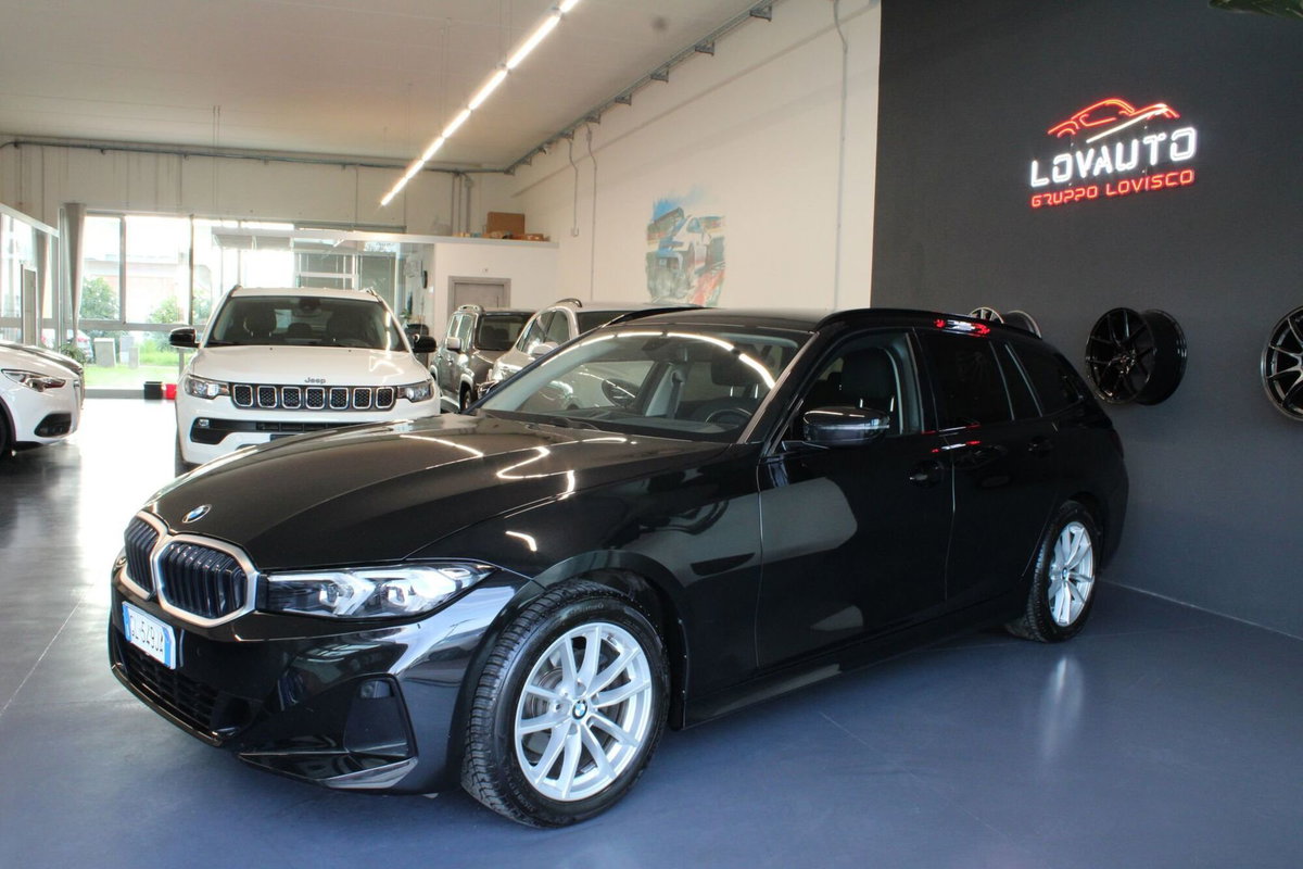 BMW Serie 3 Touring 318d 48V  Business Advantage (2)
