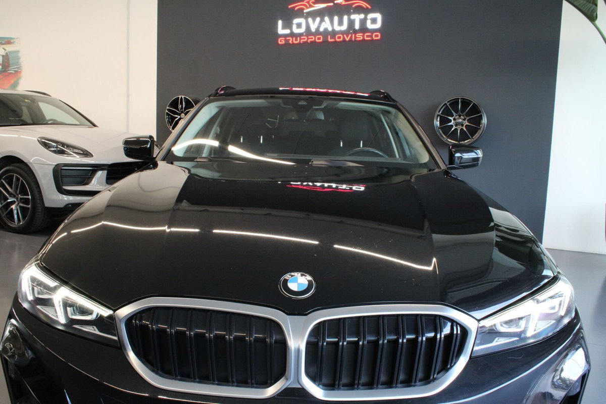 BMW Serie 3 Touring 318d 48V  Business Advantage (4)