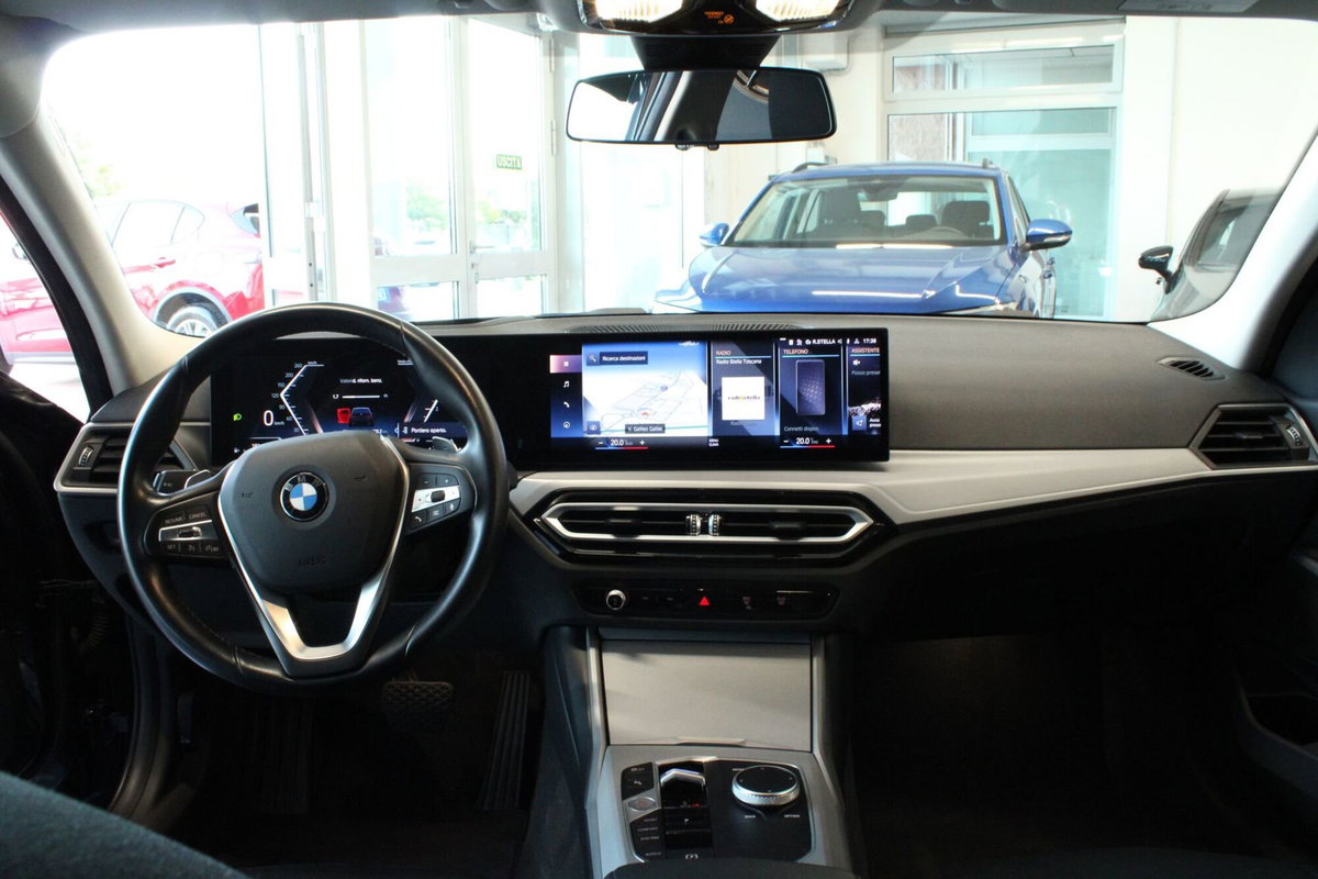 BMW Serie 3 Touring 318d 48V  Business Advantage (9)
