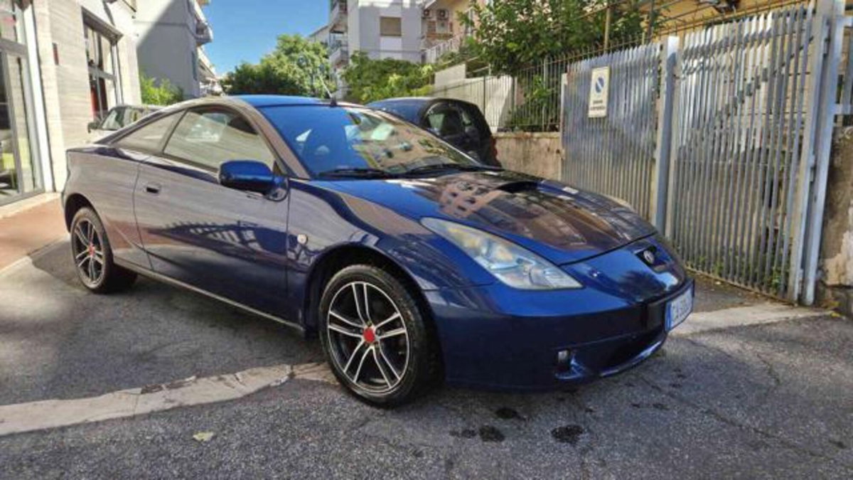Toyota Celica 1.8 16V VVT-i (3)