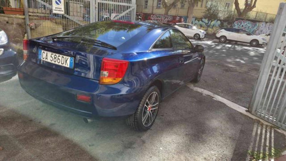 Toyota Celica 1.8 16V VVT-i (4)