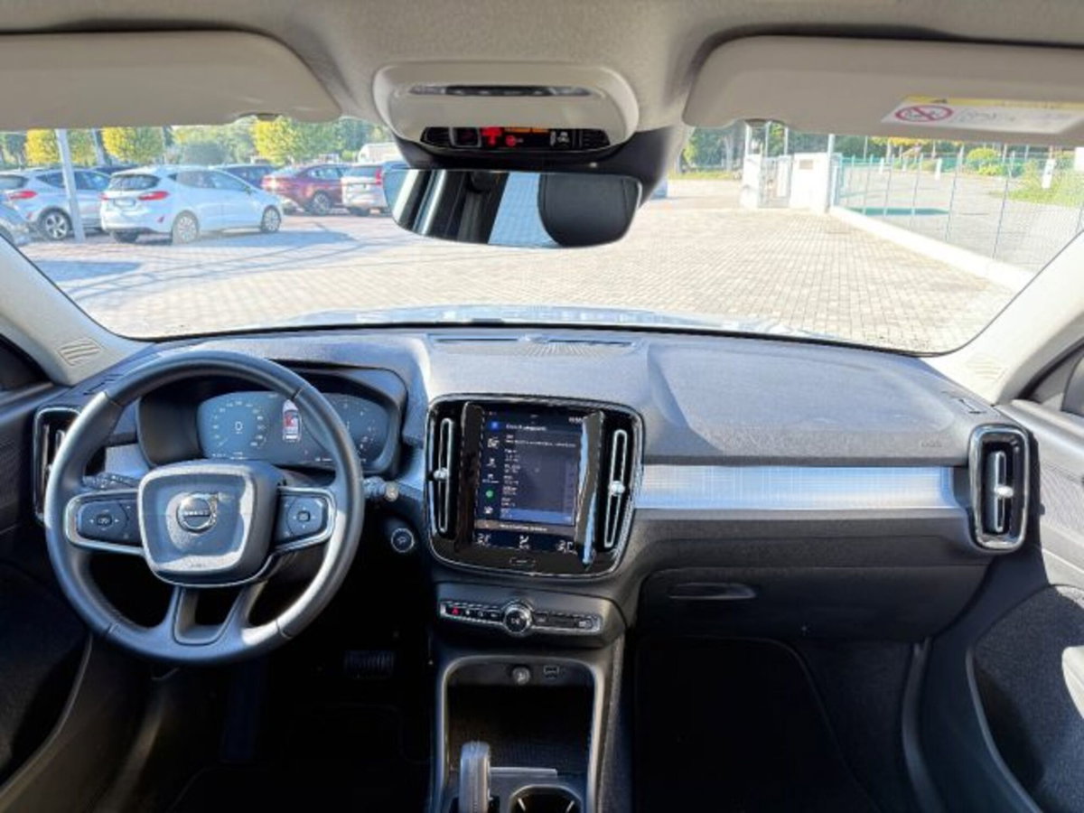 Volvo XC40 D3 AWD Geartronic Momentum (13)