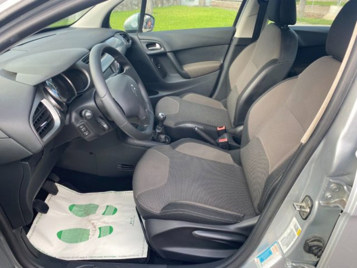 Citroen C3 1.4 HDi 70CV Exclusive (6)