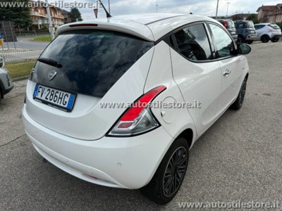 Lancia Ypsilon 1.2 69 CV 5 porte GPL Gold Plus (4)