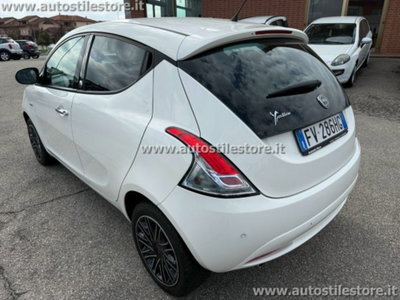 Lancia Ypsilon 1.2 69 CV 5 porte GPL Gold Plus (6)