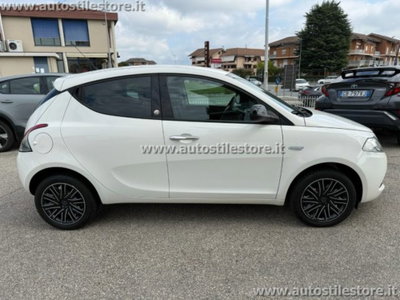 Lancia Ypsilon 1.2 69 CV 5 porte GPL Gold Plus (7)