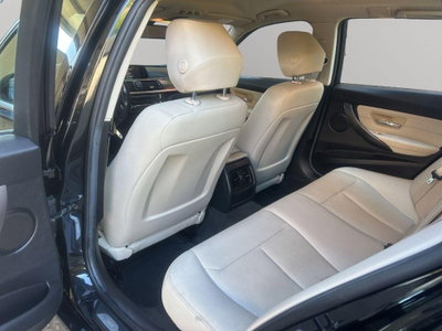 BMW Serie 3 Touring 320d  Msport (12)