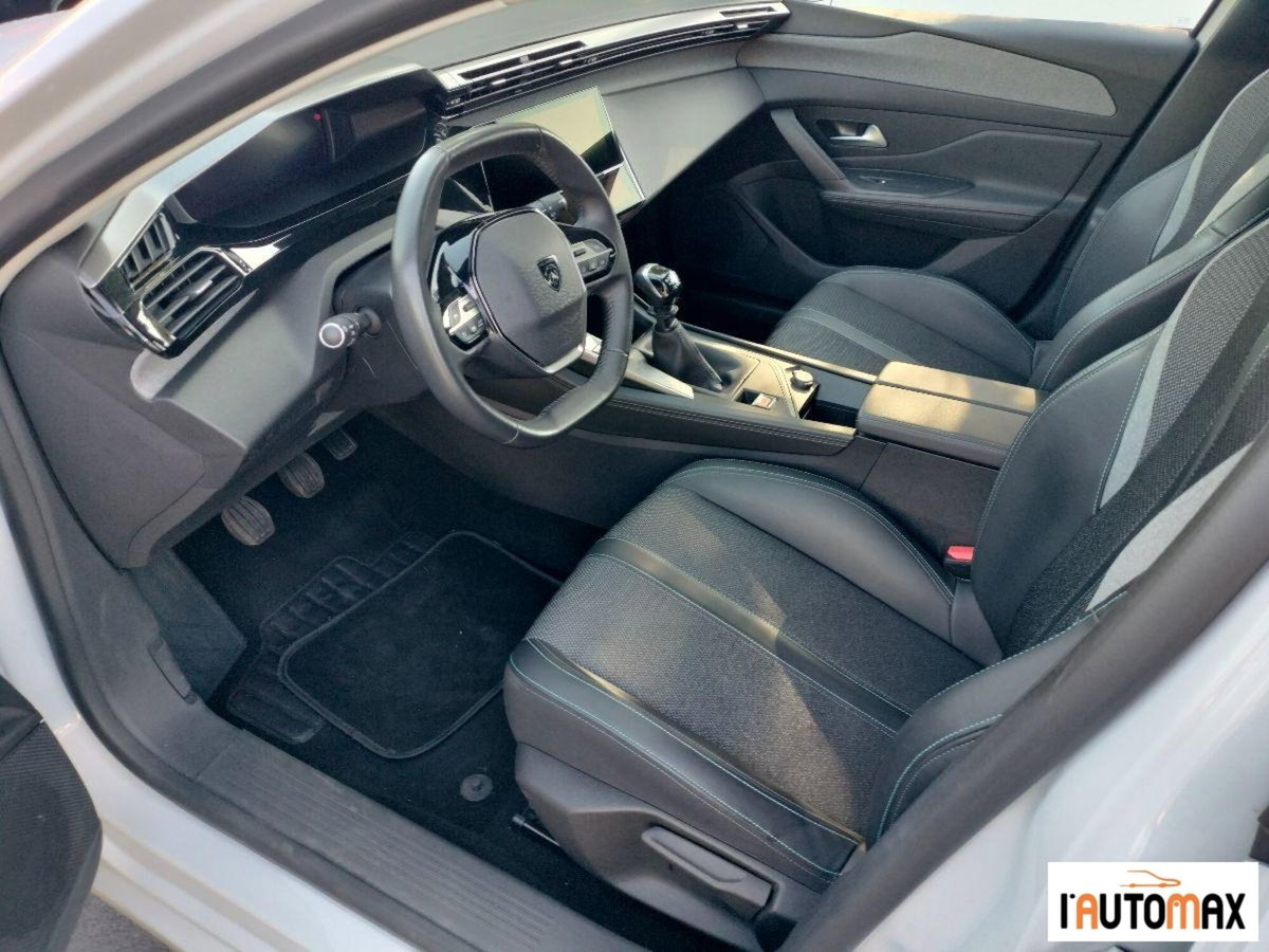 Peugeot 308 1.2 puretech t Allure s&s 130cv (7)