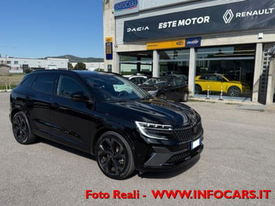 Renault Austral 1.2 full hybrid Iconic Esprit Alpine 200cv auto usata
