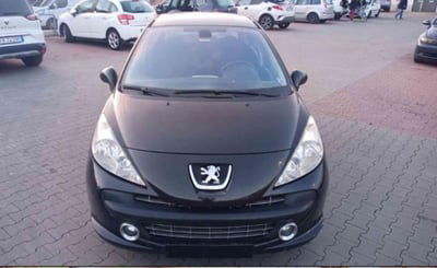 Peugeot 207 HDi 110CV 5p. Féline usata