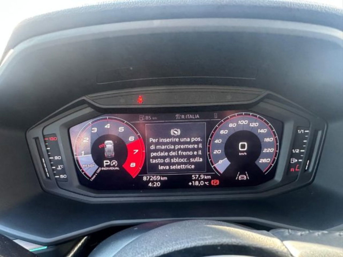Audi A1 Sportback 40 TFSI S tronic S line edition (17)
