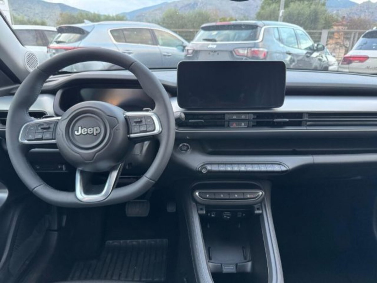 Jeep Avenger 1.2 turbo Summit fwd 100cv (8)