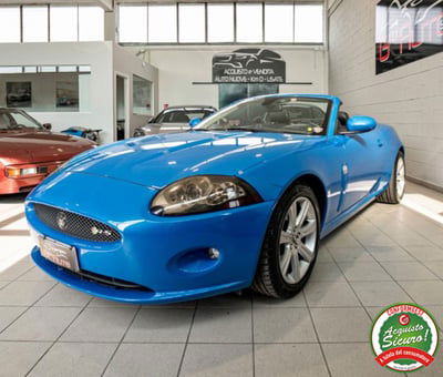 Jaguar XK 4.2 V8 Convertibile usata