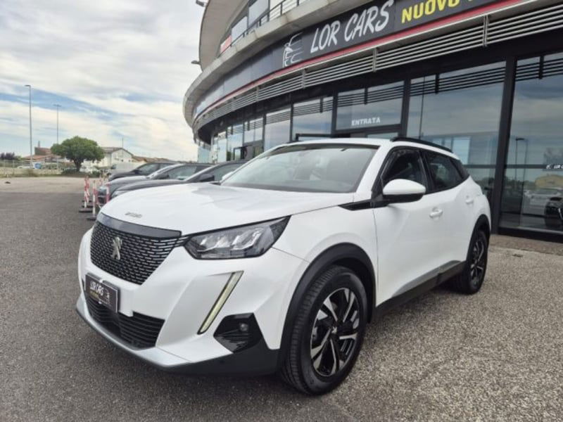 Peugeot 2008 PureTech 130 S&S EAT8 Allure Navi Pack