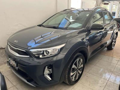 Kia Stonic 1.0 T-GDi 100 CV MHEV iMT Style usata