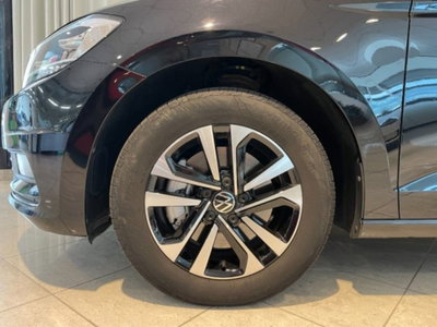 Volkswagen Touran 2.0 tdi Edition dsg (18)