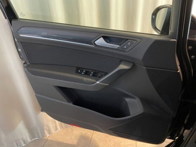 Volkswagen Touran 2.0 tdi Edition dsg (6)