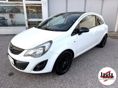 Opel Corsa 1.2 3 porte Elective usata