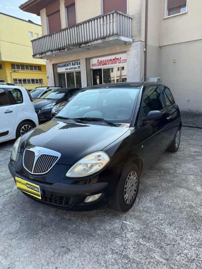 Lancia Ypsilon Multijet 16V Oro