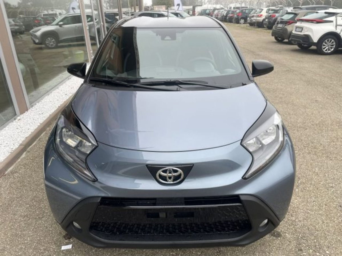 Toyota Aygo X 1.0 VVT-i 72 CV 5 porte Limited Air (4)