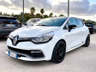 Renault Clio TCe 220CV EDC 5 porte Energy R.S. Trophy usata