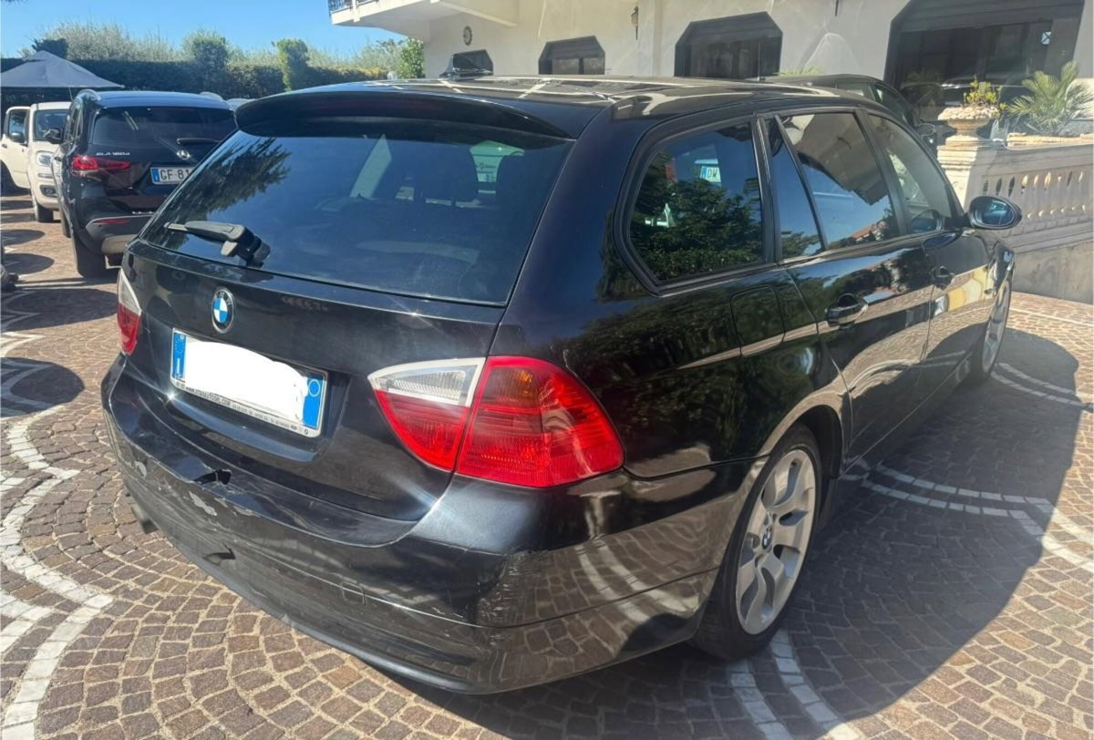 BMW Serie 3 Touring 320d cat  MSport (5)