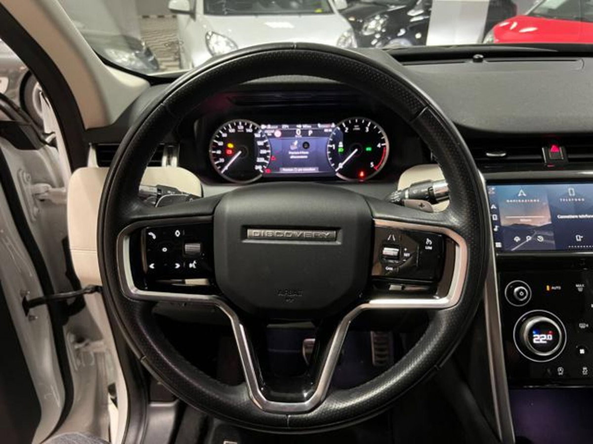 Land Rover Discovery Sport 2.0 TD4 204 CV AWD Auto R-Dynamic SE (17)