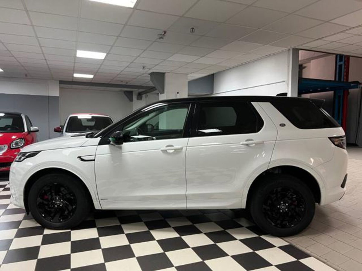 Land Rover Discovery Sport 2.0 TD4 204 CV AWD Auto R-Dynamic SE (4)