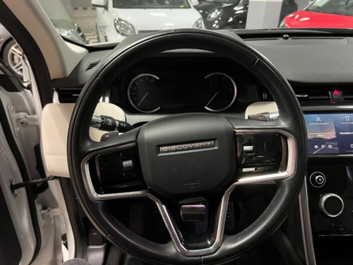 Land Rover Discovery Sport 2.0 TD4 204 CV AWD Auto R-Dynamic SE (9)