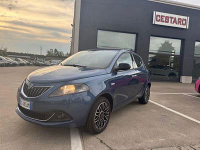 Lancia Ypsilon 1.0 FireFly 5 porte S&S Hybrid Gold Plus usata