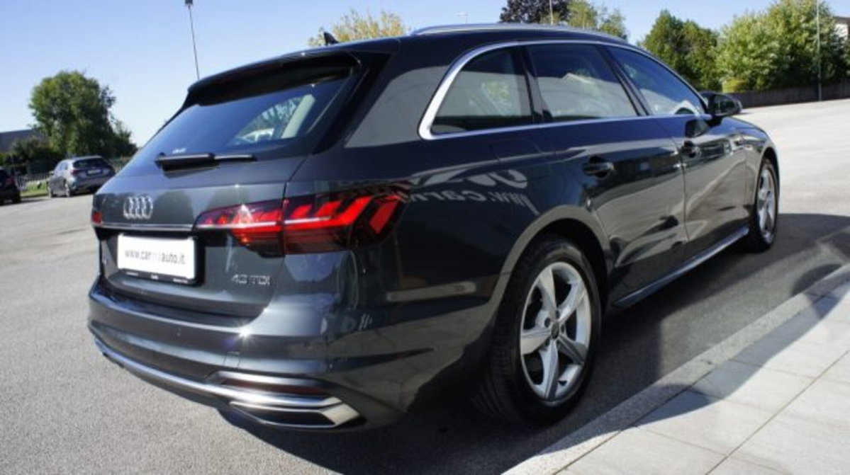 Audi A4 Avant 40 TDI S tronic Business (7)