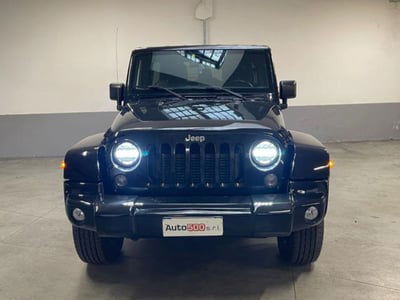 Jeep Wrangler Unlimited 2.8 CRD DPF Sahara Auto usata